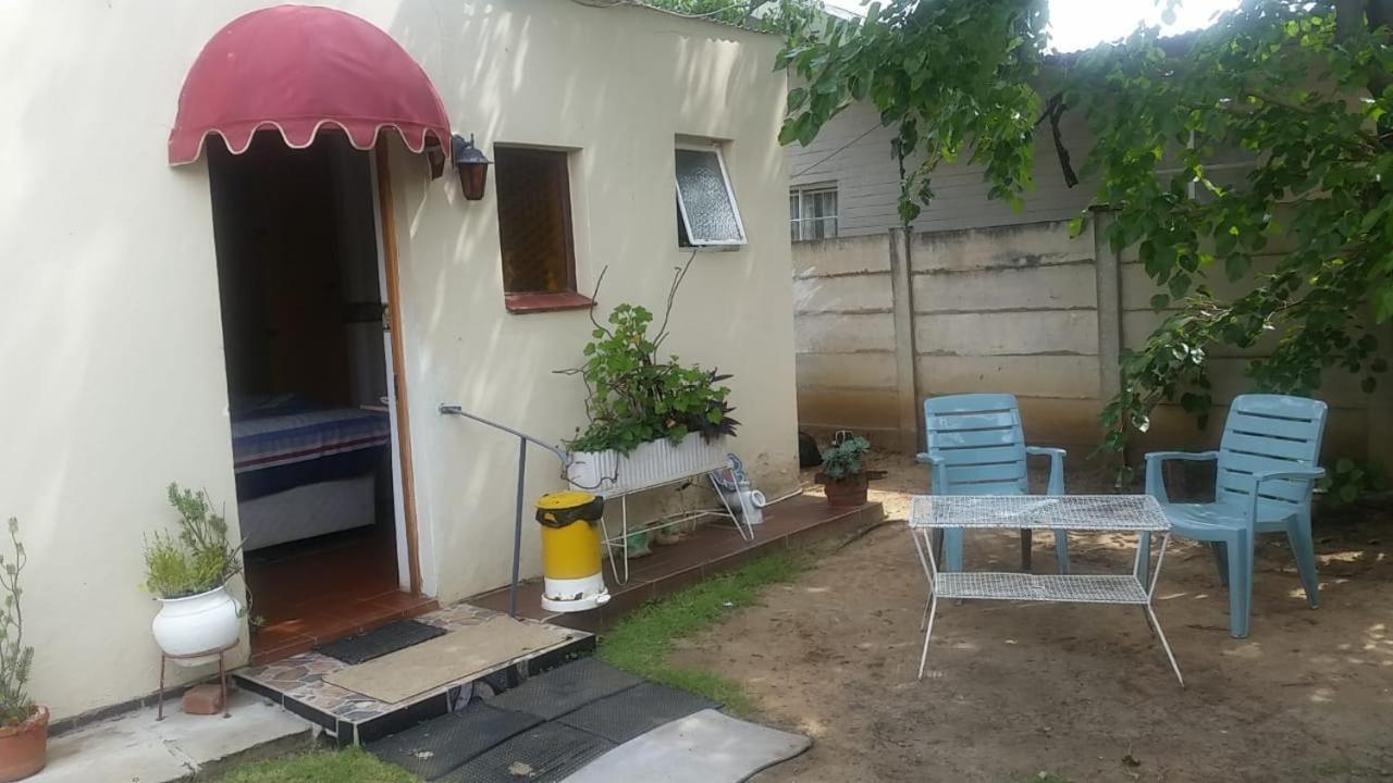 Heila'S In House Family Room-Homestay! Bloemfontein Luaran gambar